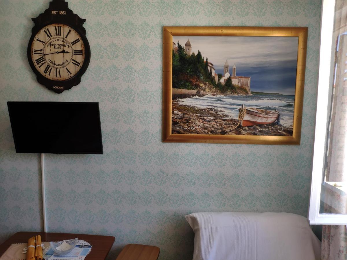Rab-Centar Hotel Rab Town Luaran gambar