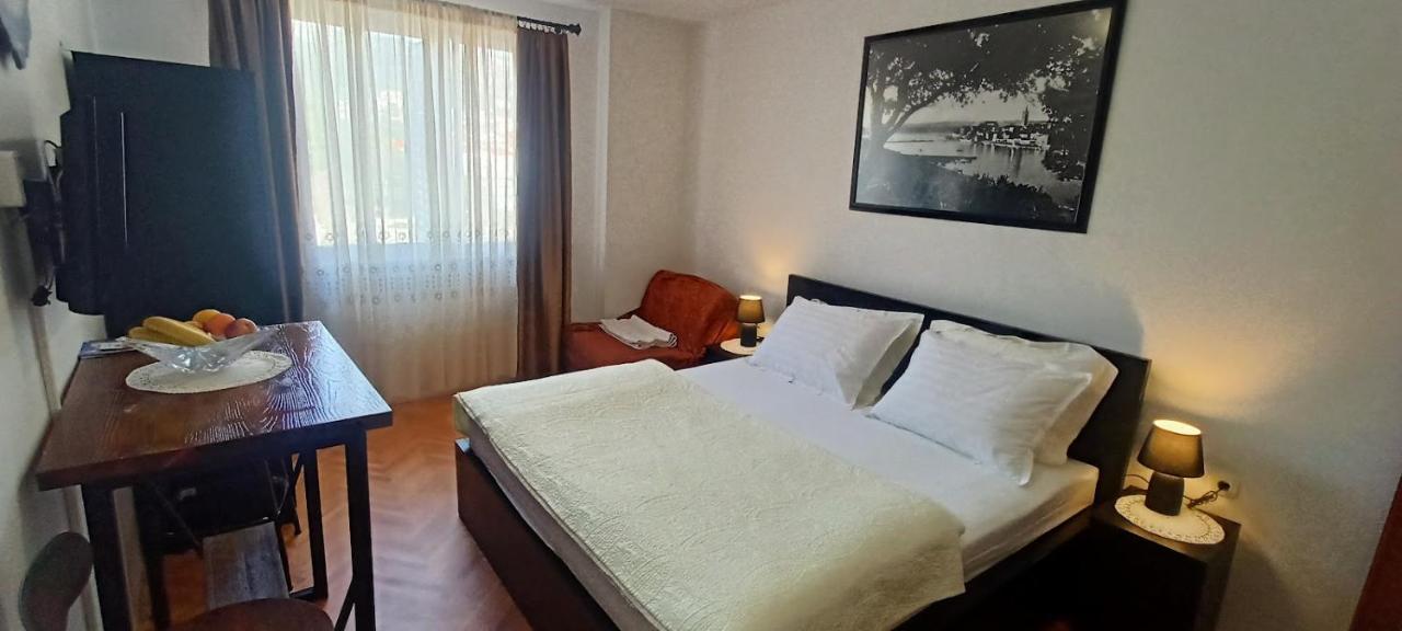 Rab-Centar Hotel Rab Town Luaran gambar