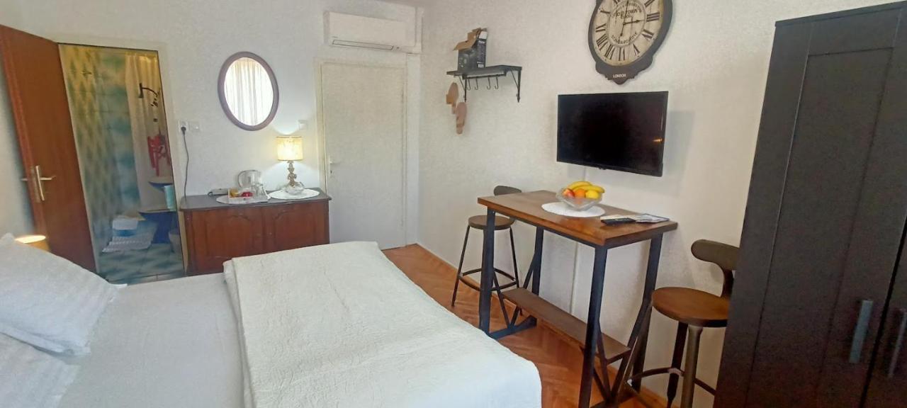 Rab-Centar Hotel Rab Town Luaran gambar